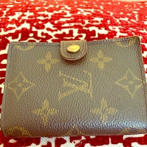 Louis Vuitton Credit card holder